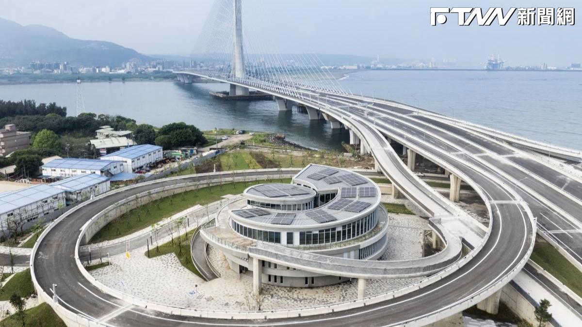 淡江大橋正式通車！他在淡水置產喊「投資成功」　網不買單點多項硬傷