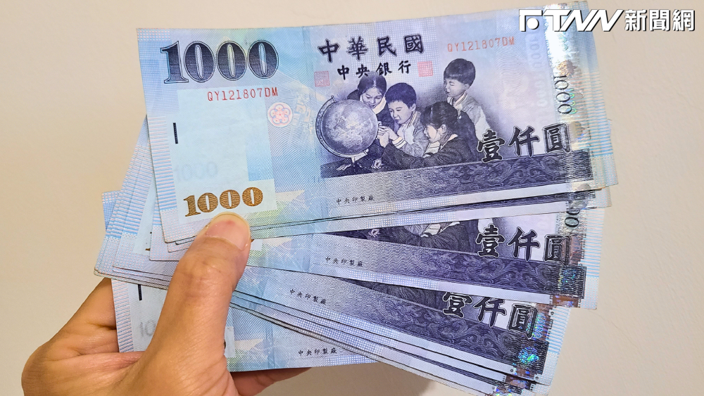 1.5萬股民開心等領錢！00961月配高息吸金「除息首日猛漲1%填息」　股息這天入帳
