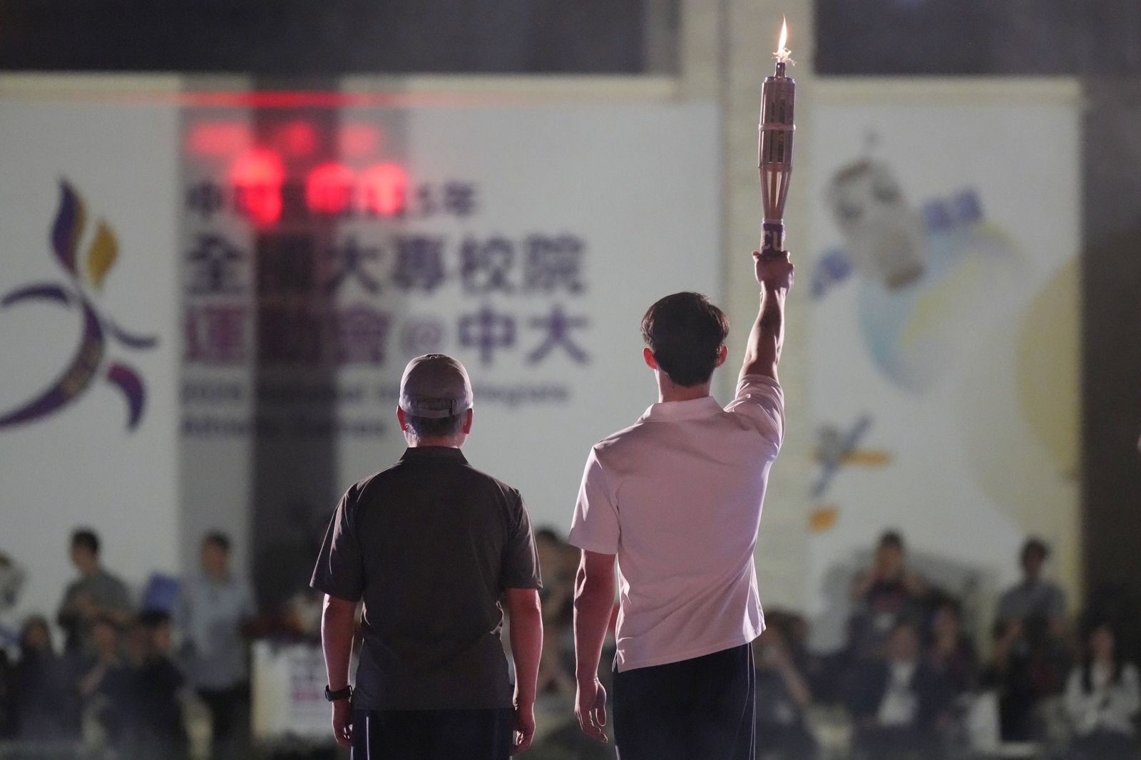 用畢業門檻威脅當免費勞力？中央大學全大運爆「志工黑幕」　還讓學生個資外洩供下載