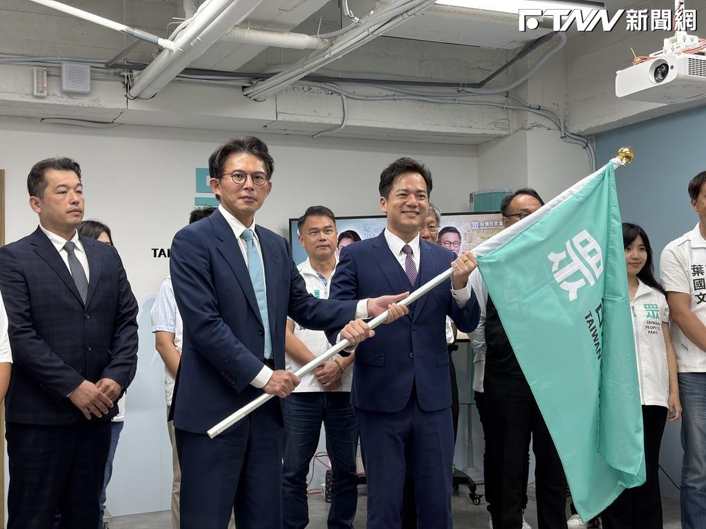 白推邱臣遠出戰　黃國昌曝已與鄭麗文談盼竹北讓民眾黨選