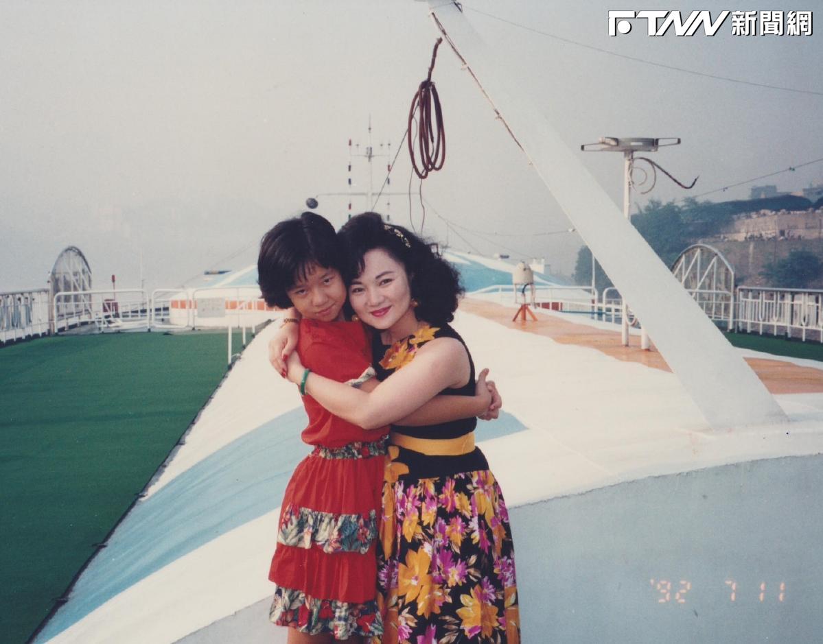 白冰冰完成多年心願！把愛女白曉燕移到白家祖先牌位中　30年喪女痛「假裝女兒一直在身邊」
